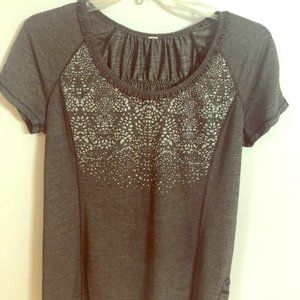 Lululemon training/running top w/scoop neck